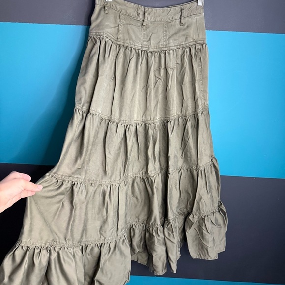 Maeve Lainey Tiered Maxi Skirt size 4 - Picture 6 of 16